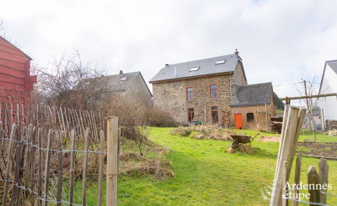 Vakantiehuis in Herbeumont voor 12/14 personen in de Ardennen