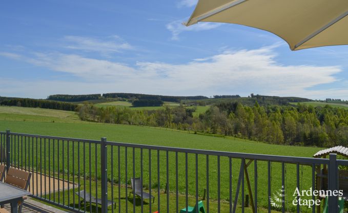 luxe villa in Houffalize: accommodatie voor 18 personen met zwembad, sauna en priv tuin in de Ardennen