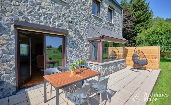 Moderne vakantiewoning in La Roche-en-Ardenne met tuin en terras