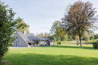 Charmant vakantiehuis met tuin en terras voor 6 in Libin, Ardennen