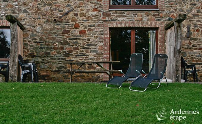 Vakantiehuis in Sainte-Ode: ontspanning aan het water voor 6 personen in de Belgische Ardennen