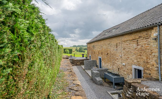 Romantische suite voor 2 met jacuzzi en sauna in Sprimont, Ardennen