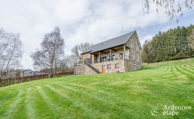 Gerenoveerde vakantiehuis voor gezinnen in het centrum van Stoumont, Hoge Venen