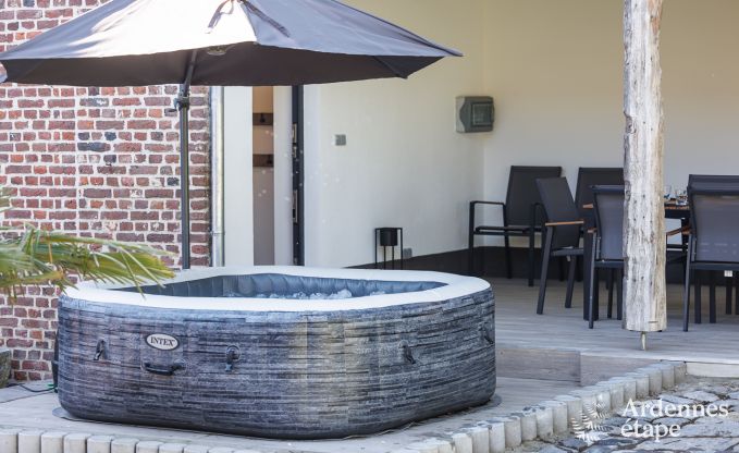 Prachtige cottage voor 8 personen in Waremme met jacuzzi en privterras