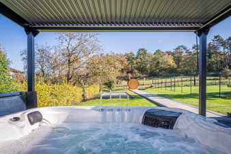 Tiny house in Wellin, Ardennen: romantisch vakantiehuisje voor 2 of 4